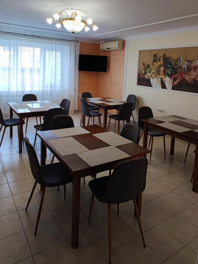Apart-Hotel 24/7 Kamenets-Podolsk Eksteriør bilde